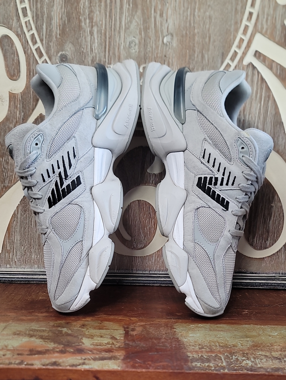 New Balance 9060 "Silver Metallic/Grey" Mens 13 Good Condition Fast Shipping - Picture 3 of 16